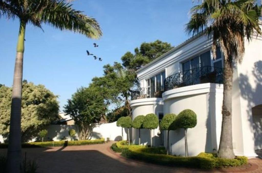Luxury Beach Apartments Amanzimtoti Exterior foto